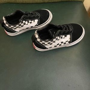 Size 9c Boys Vans